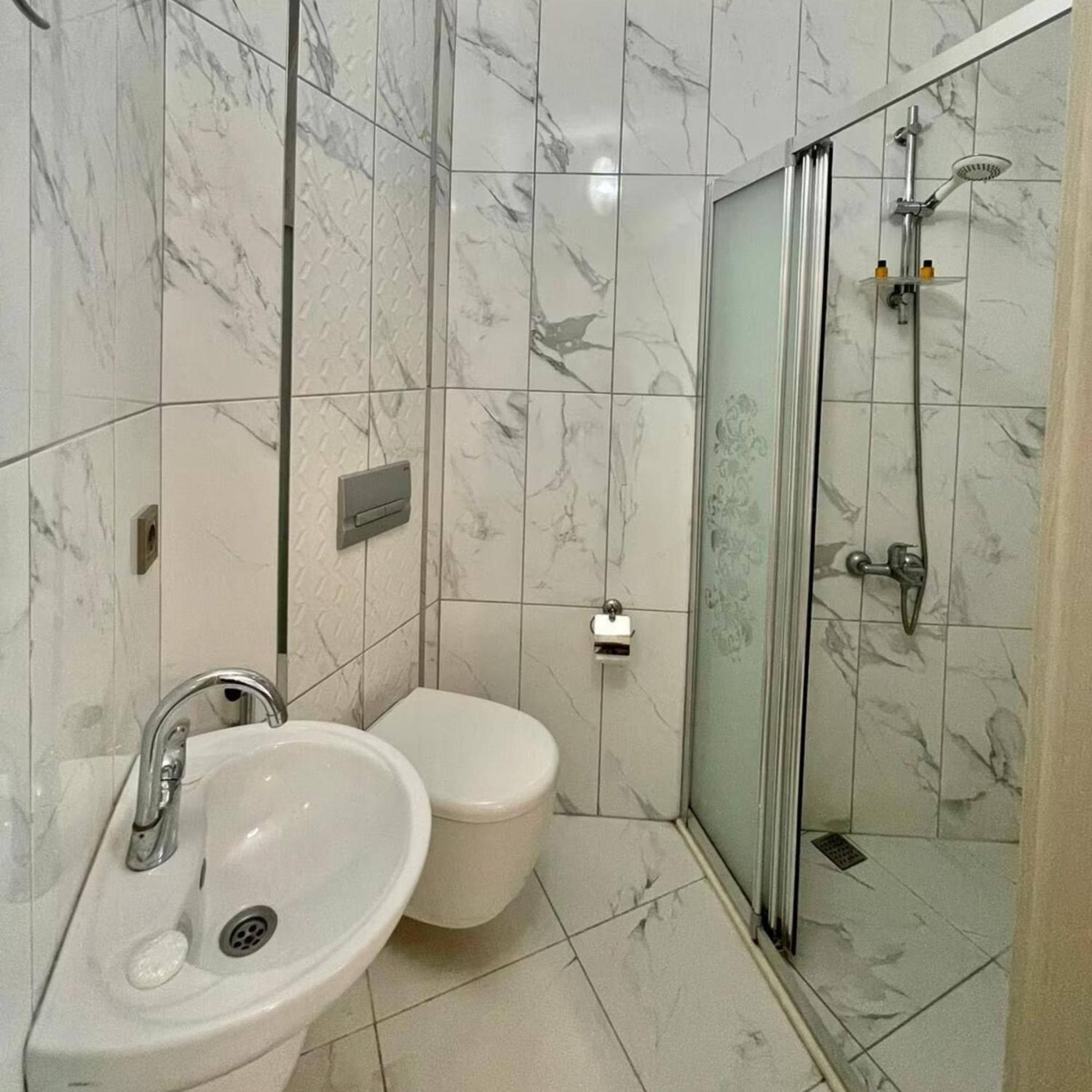 Bostanci Shahin Golden Hotel L الصقر الذهبي… מראה חיצוני תמונה